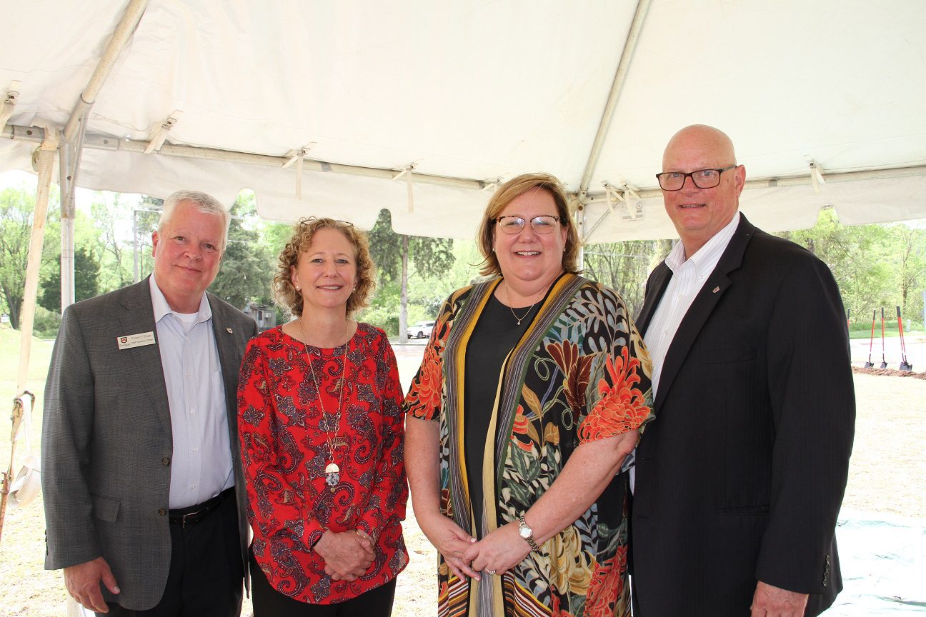 Paragon Bank hosts Groundbreaking Ceremony for new Oxford Banking ...